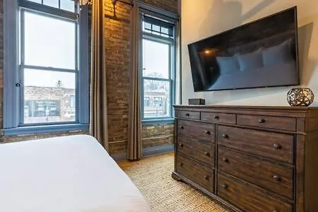 Hip Urban Loft - Small Town Charm - 124 Lofts #1 West Dundee Exterior photo